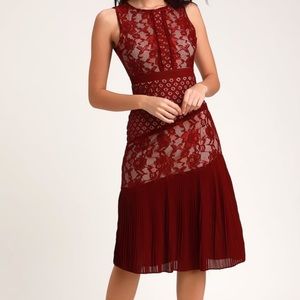 Lulu’s Lace Midi dress